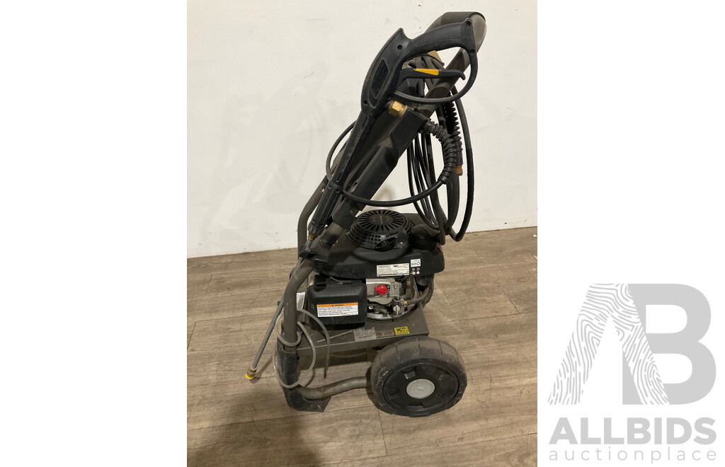KARCHER Petrol Pressure Cleaner 2800 PSI