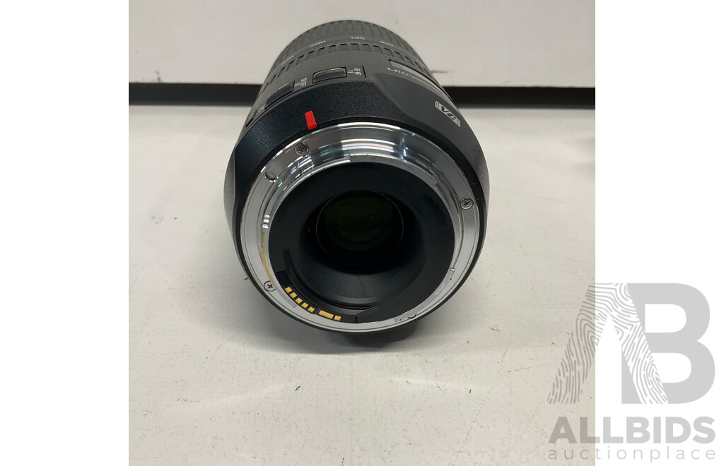 TAMRON 70-300mm SP Di VC for Canon - ORP $399.00