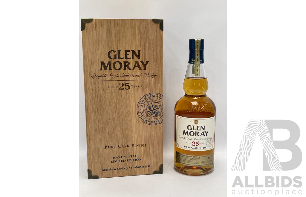 Glen Moray Single Malt Scotch Whisky Aged 25 Years  - 700ml