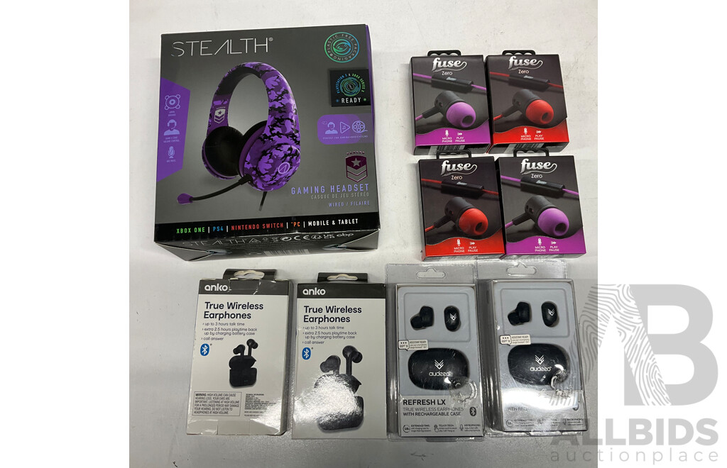 Assorted of Earphones and Gaming Headset - Lot of 9