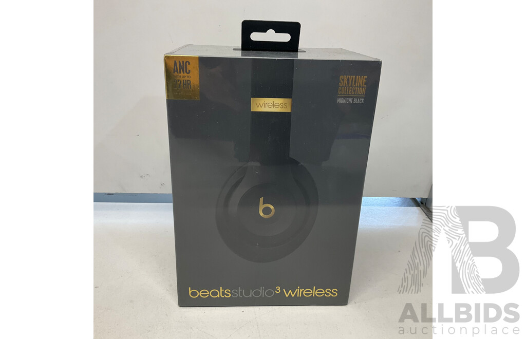 BEATS Studio3 Wireless Noise Cancelling Over-Ear Headphones Skyline Collection ( Midnight Black) - ORP$ 499.95