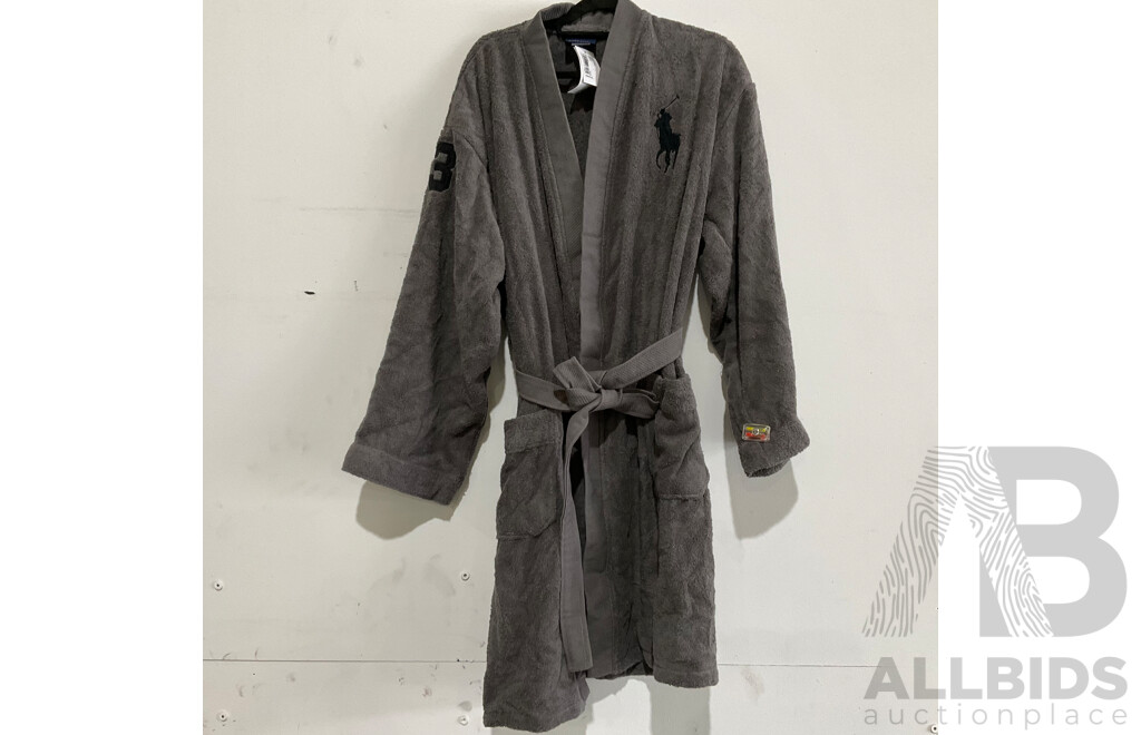 RALPH LAUREN Bigplay Pebble Bath Robe (Size L) & O'NEILL Towels X2 - Lot of 3 - Estimated Total ORP $400.00