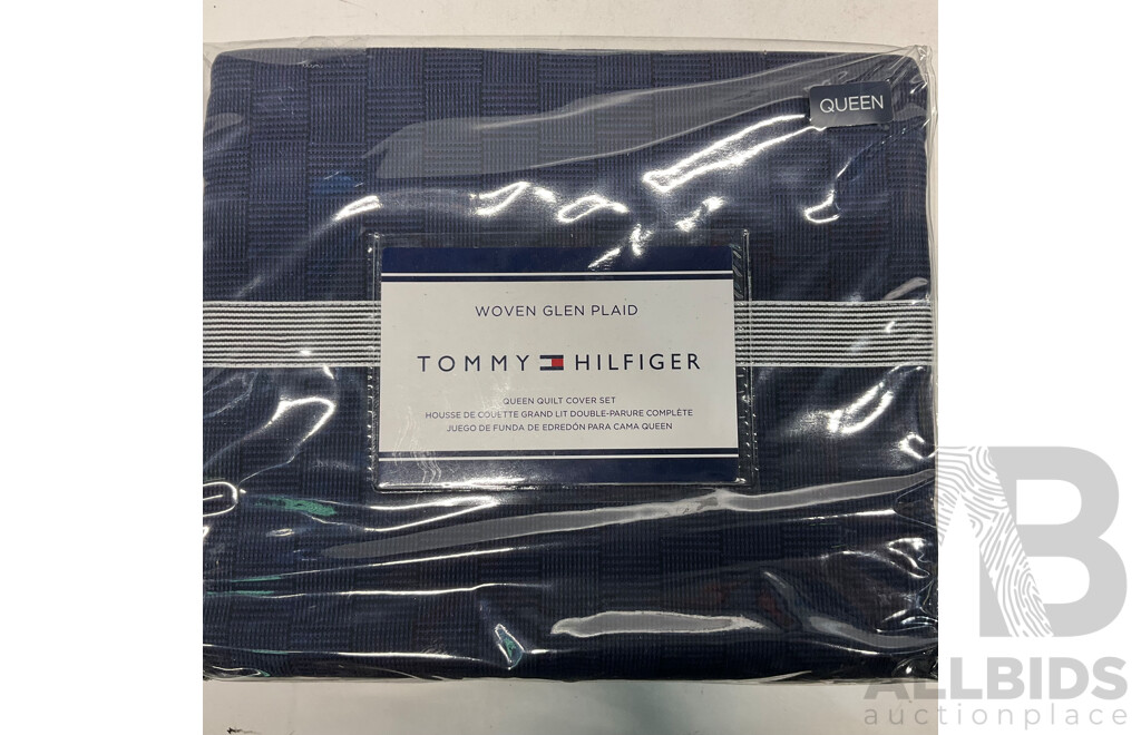 TOMMY HILFIGER Queen Quilt Cover Set & SHERIDAN Queen Sateen Sheet Set (700tc &500 Tc)  - Lot of 3 - Estimated Total ORP $600.00