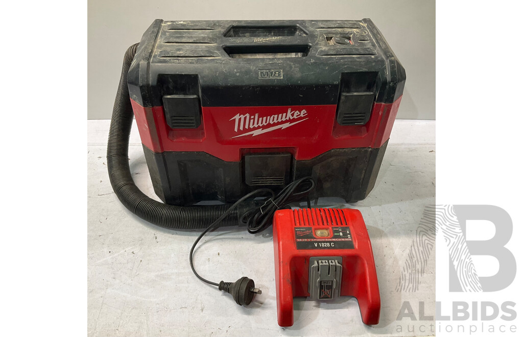 MILWAUKEE M18WDV-0 18V Li-Ion Cordless 7.5L Wet & Dry Vacuum Cleaner & 18-28 V Lithium-Ion-Nicd/Nimh Charger - ORP: $489.00