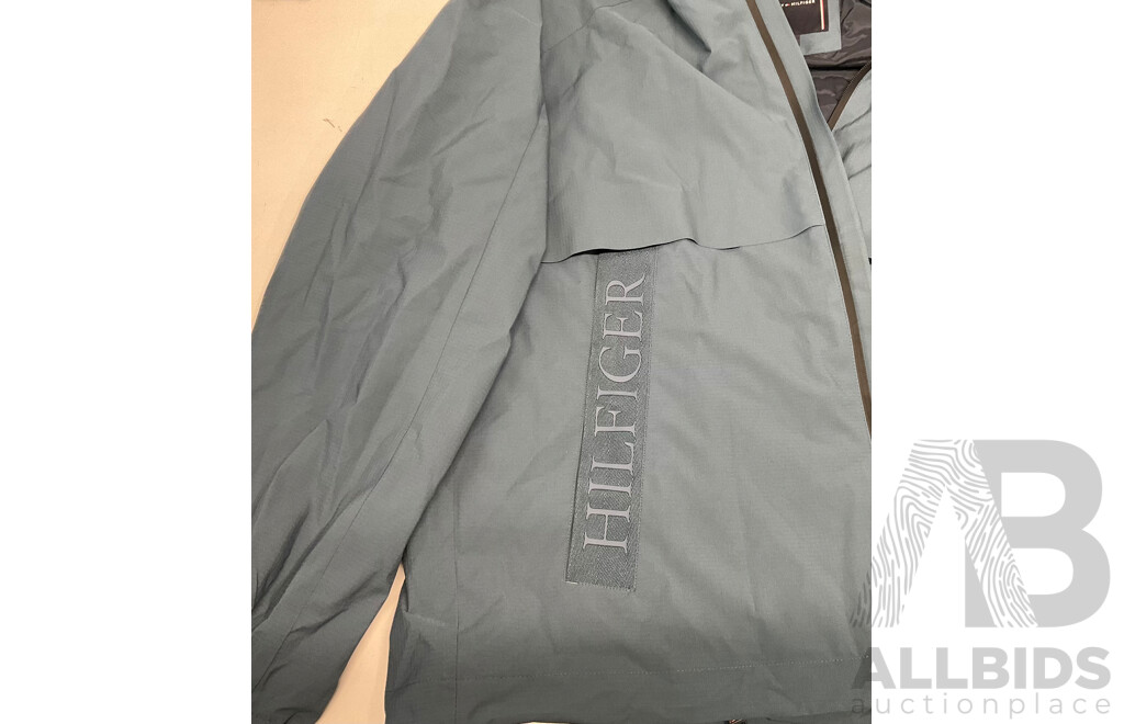 CHAMPIAN Hooides & TOMMY HILFIGER Ripstop Hooded Jacket (Size XL)  - Lot of 2 - Estimated Total ORP$500.00