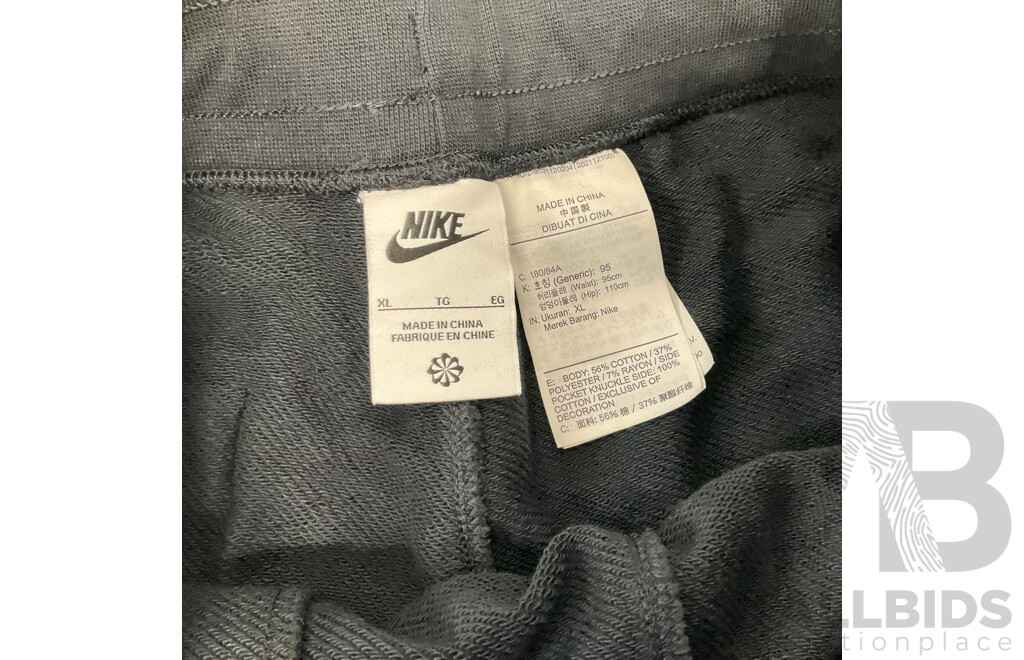 NIKE, FILA, LONSDALE & Assorted of T-Shirt / Shorts / Vests /Pants (Size M/L/XL/16) - Lot of 16 - Estimated Total $500.00