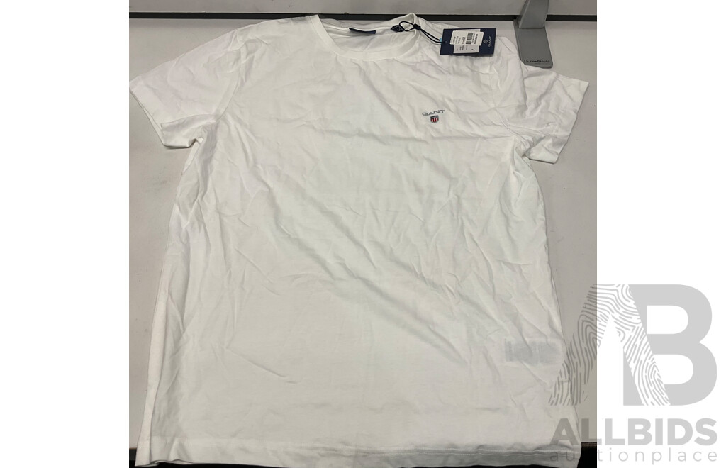 TOMMY HILFIGER, GANT Polo Shirt/ T-Shirt /Jumper (Size M) - Lot of 8 - Estimated Total ORP $990.00