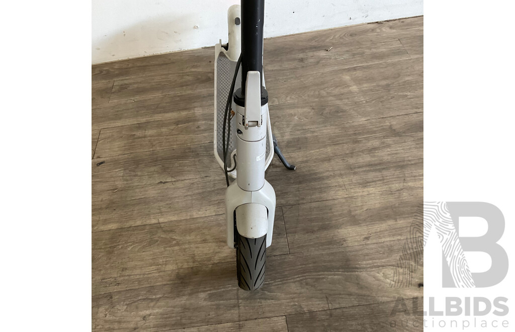 SEGWAY Ninebot KickScooter (MAX G30L) - ORP $1199.00
