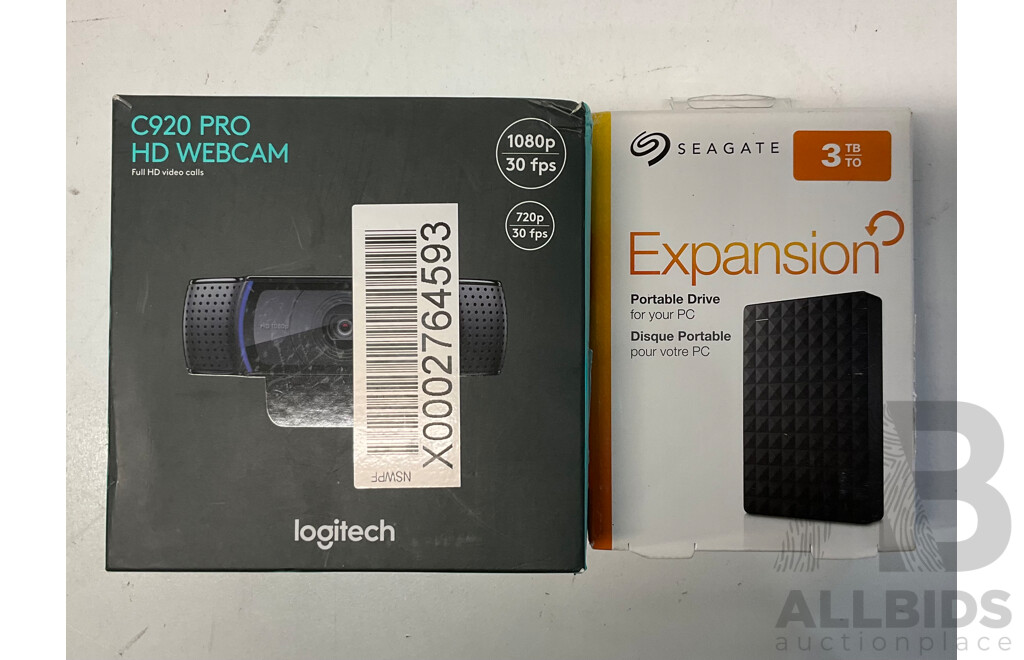 LOGITECH C920 PRO HD Webcam & SEAGATE PC 3TB Portable Drive - Lot of 2 - Estimated Total ORP$300.00