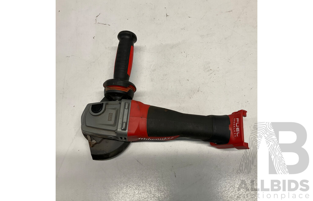 MILWAUKEE 18V FUEL 125mm Angle Grinder  M18 CAG125XPD with 3.0Ah Battery - ORP $550.00