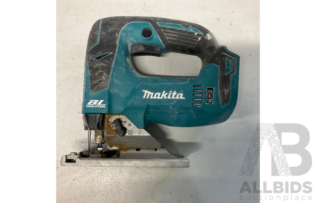 MAKITA, SUTTON, DETROIT & Assoted of Tools/hardware with MAKITA Carry Box