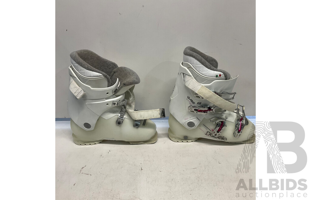 DALBELLO Ultra 65 Womens Ski Boots - Size 26.5