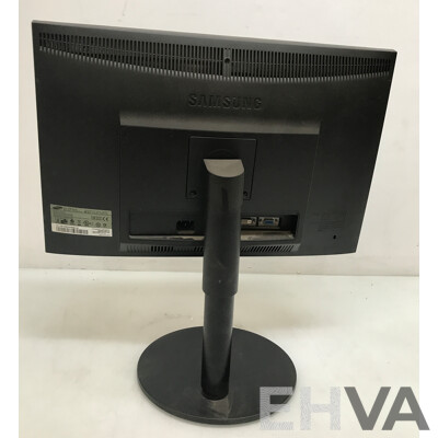 Samsung (B2240W) 22 Inch Monitors - Lot of 6