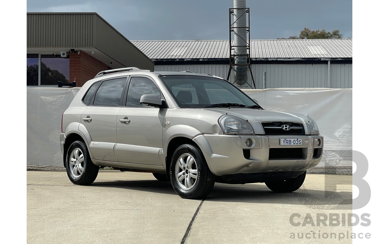 05/06 Hyundai Tucson ELITE AWD  4D Wagon Silver Or Chrome 2.7L