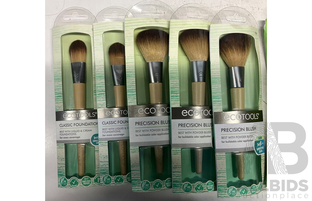 ECOTOOLS Assorted of Brushes - Lot of 21