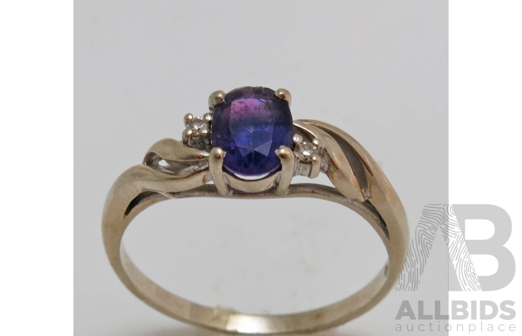 Ring: 9ct Gold: Natural Amethyst with 2 Diamonds
