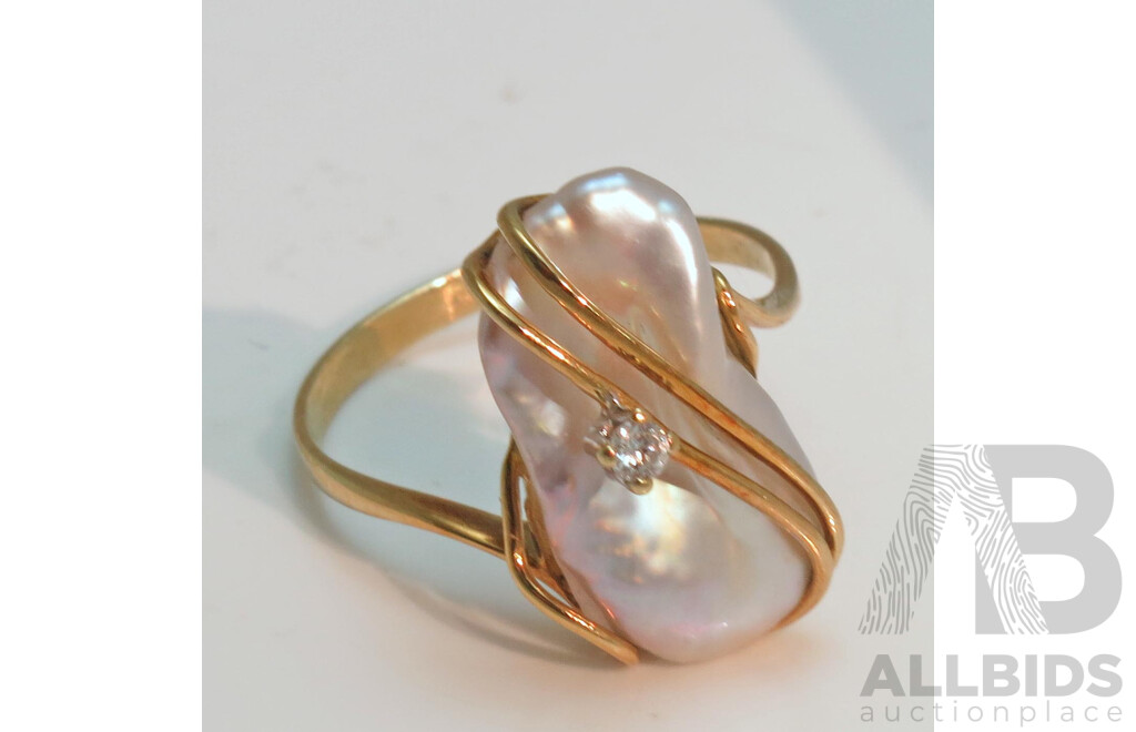 14ct Gold Ring - large baroque Pearl & Diamond