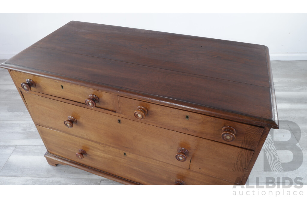 Victorian Mahogany Chest of Four Drawers