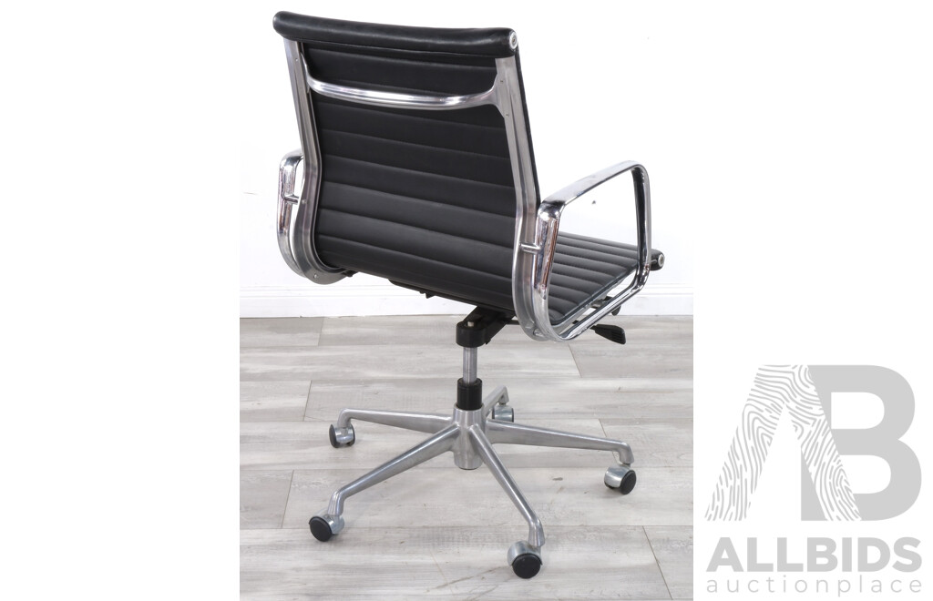 Modern Metal Framed Office Chair