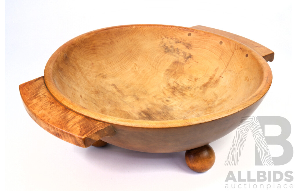 Unusual 20th Century European Sycamore Table Bowl in the Manner of Michall Powolny with Thee Ball Feet