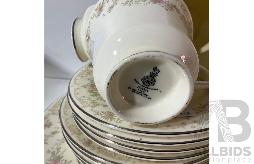 Quantity of Vintage Royal Doulton Diana Table China