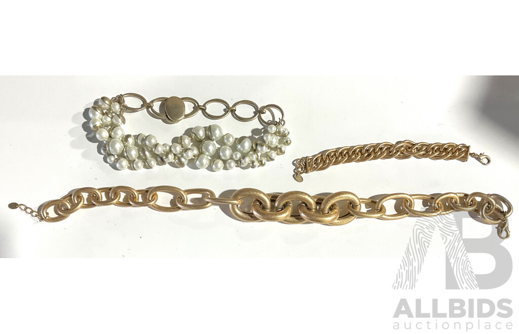 Zara Chunky Gold Chain & Bracelet & Faux Pearl Chunky Necklace