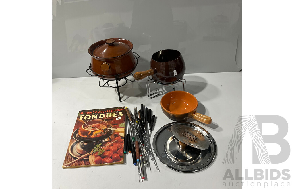 Retro Fondue Set and Fondue Recipe Book