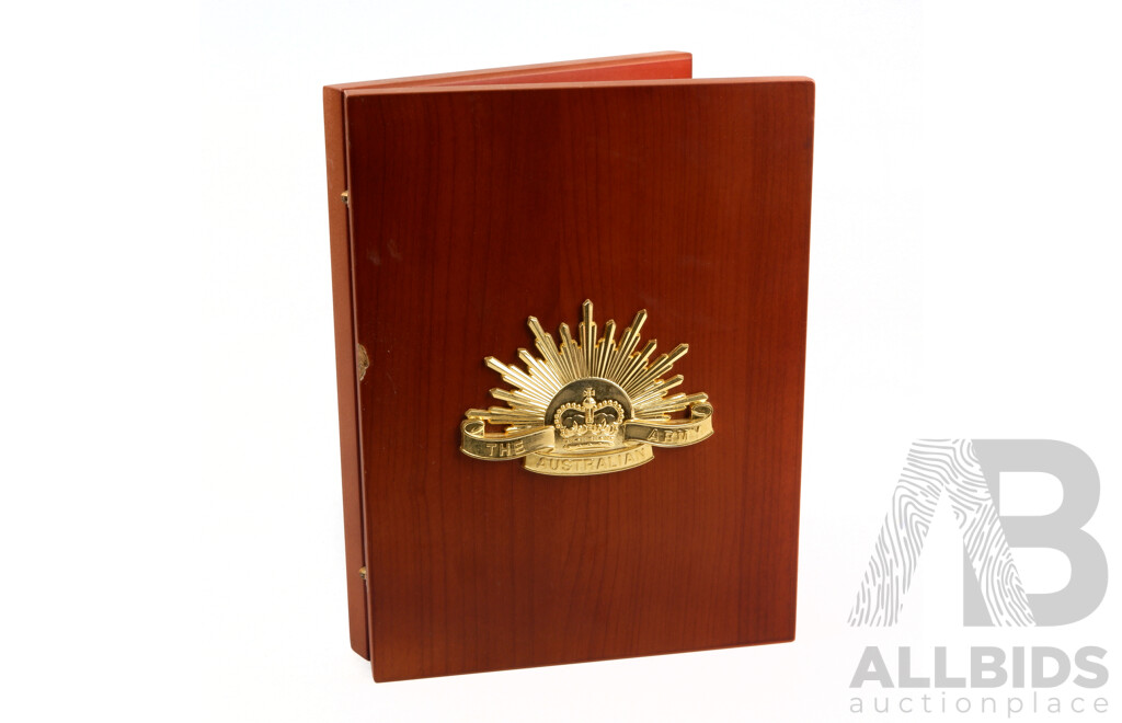 Australian Army Rising Sun Badge Set in Presentation Box