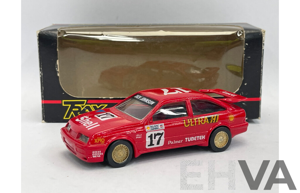 Trax 1987 Ford Sierra Cosworth Shell Ultra - 1:43 Scale