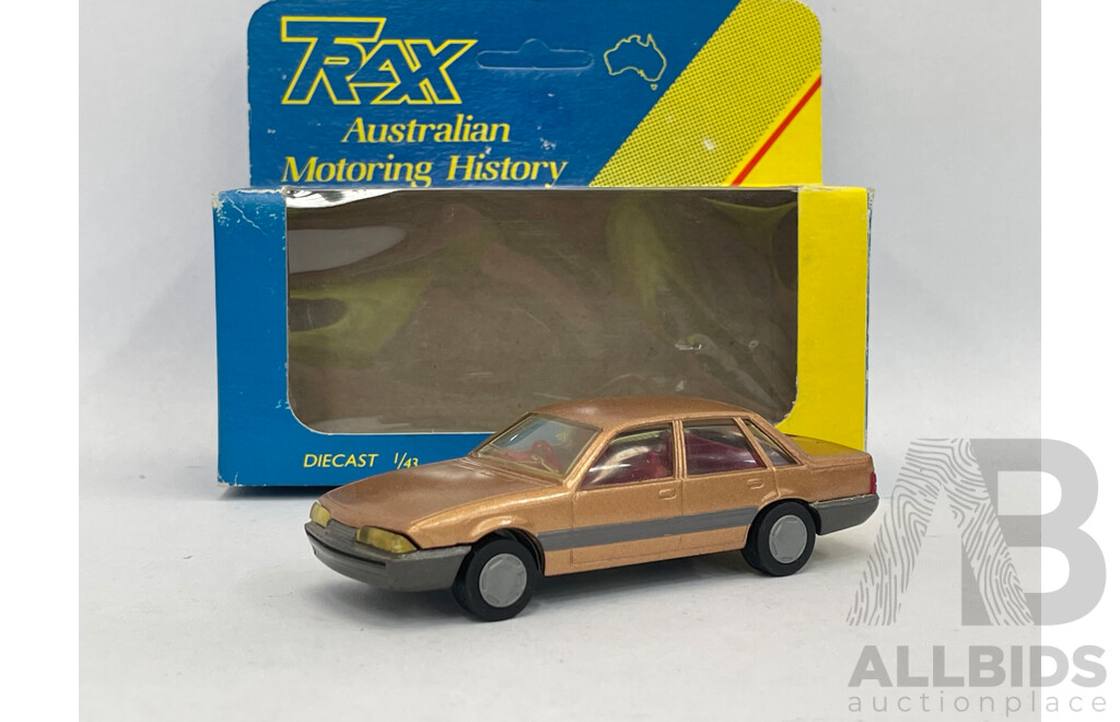 Trax Holden VL Commodore Sedan - 1:43 Scale