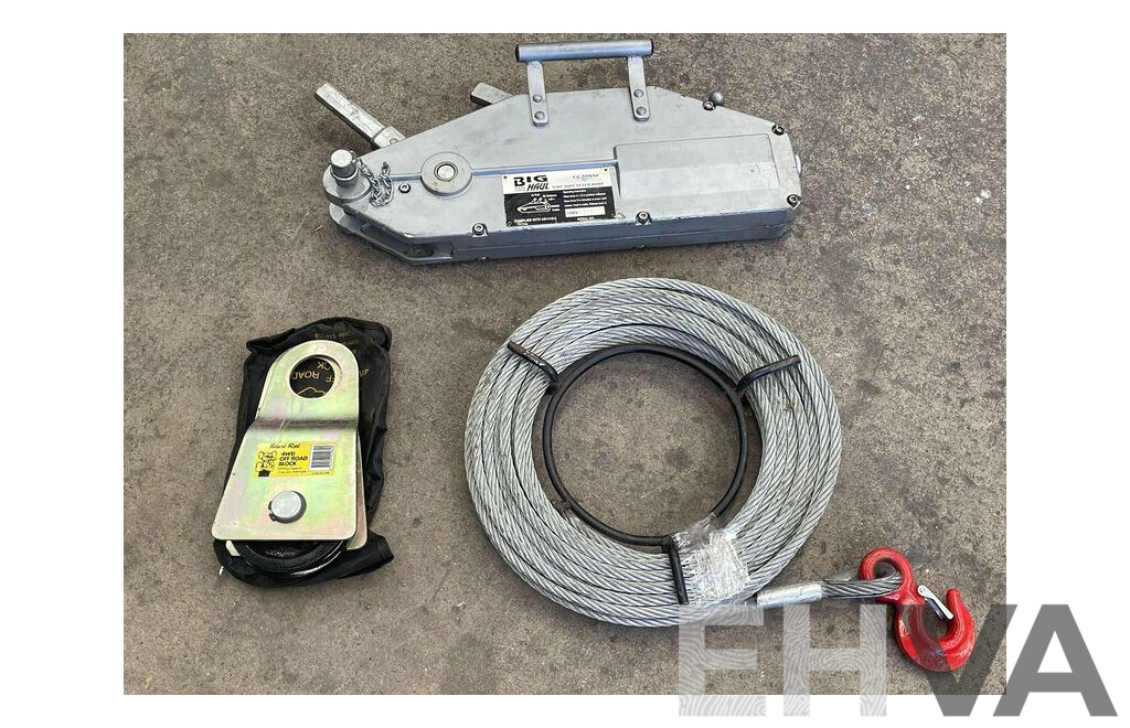 Big Haul Hand Winch with Wire Rope and Black Rat Block
