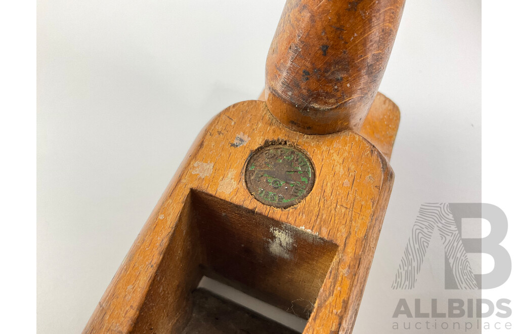 Antique Wood Working Tools Including Oak Granny's Tooth Router with E.C.E and Sargent VBM 3412 Smoothing Planes