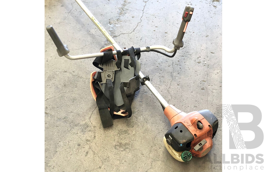 Husqvarna 125R Two Stroke Brush Cutter/Line Trimmer