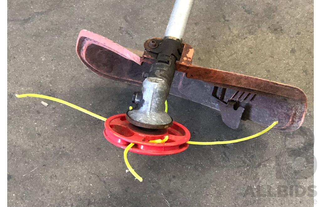 Husqvarna 125R Two Stroke Brush Cutter/Line Trimmer