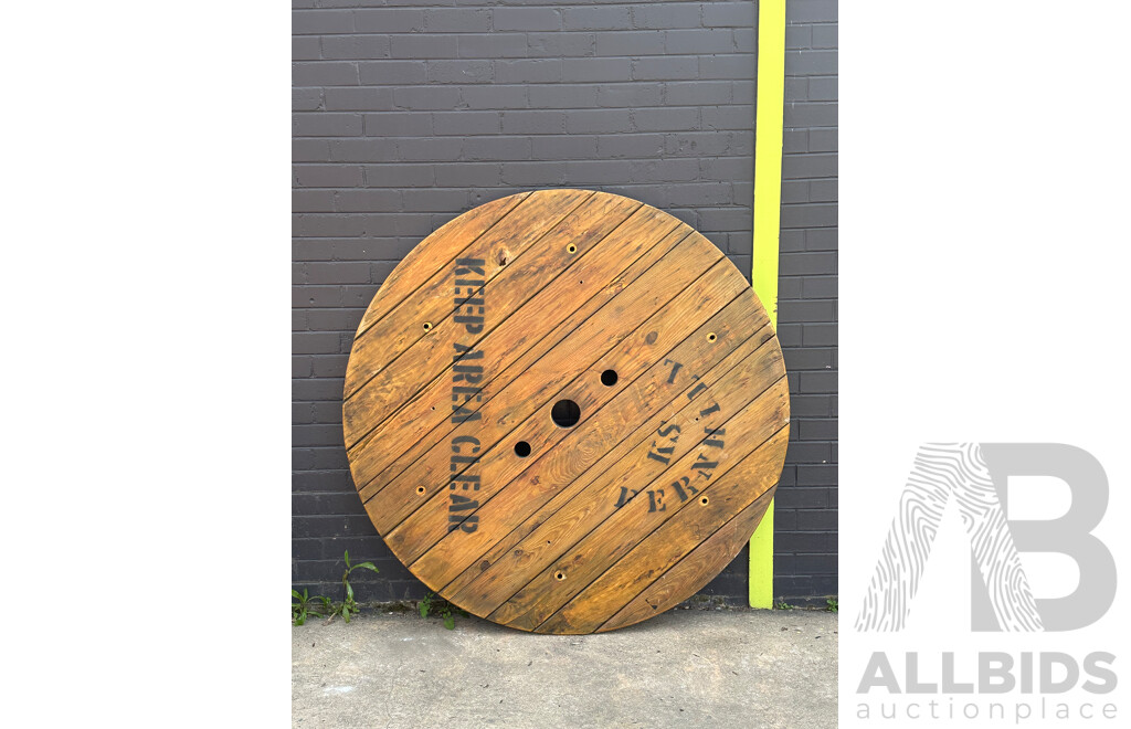 Large Timber Cable Reel End