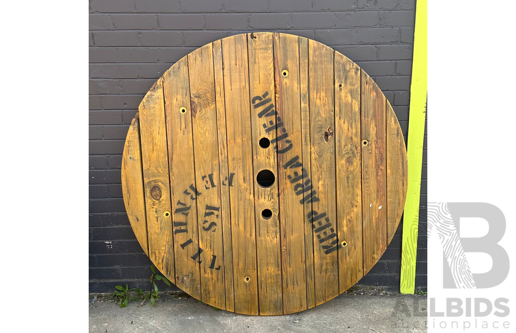 Large Timber Cable Reel End