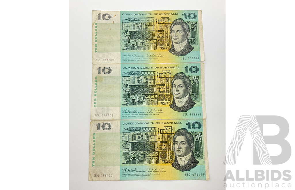 Three Australian 1967 Ten Dollar Notes Coombs/Randall SEL(2) SEQ