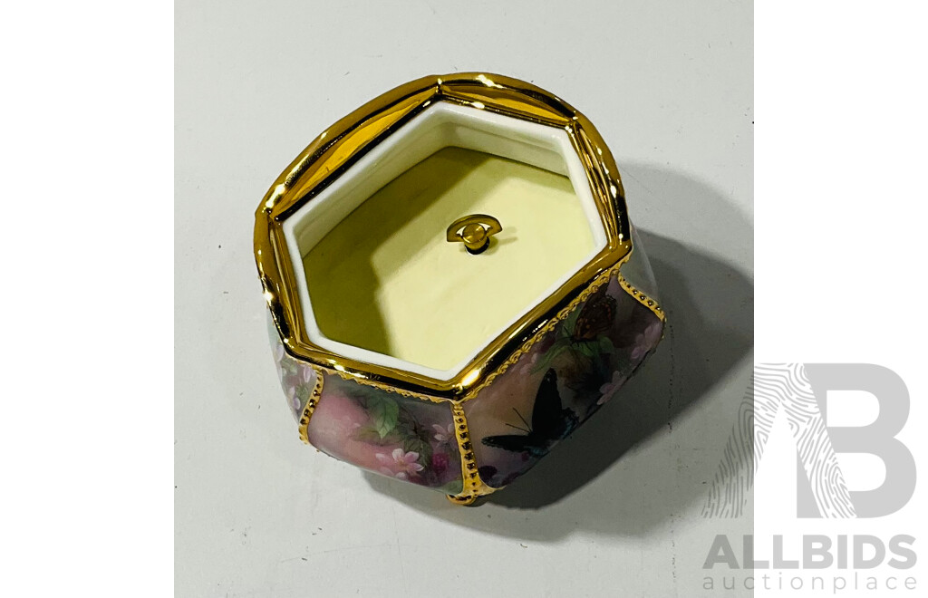 Vintage “flights of Fancy” Porcelain Music Box Playing “wind Beneath My Wings” From Lena Liu’s Enchanted Wings Heirloom Porcelain Music Box Collection