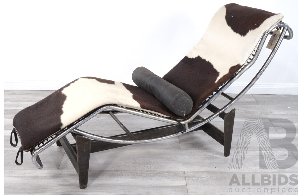 Le Corbusier Chaise Lounge with Cow Hide