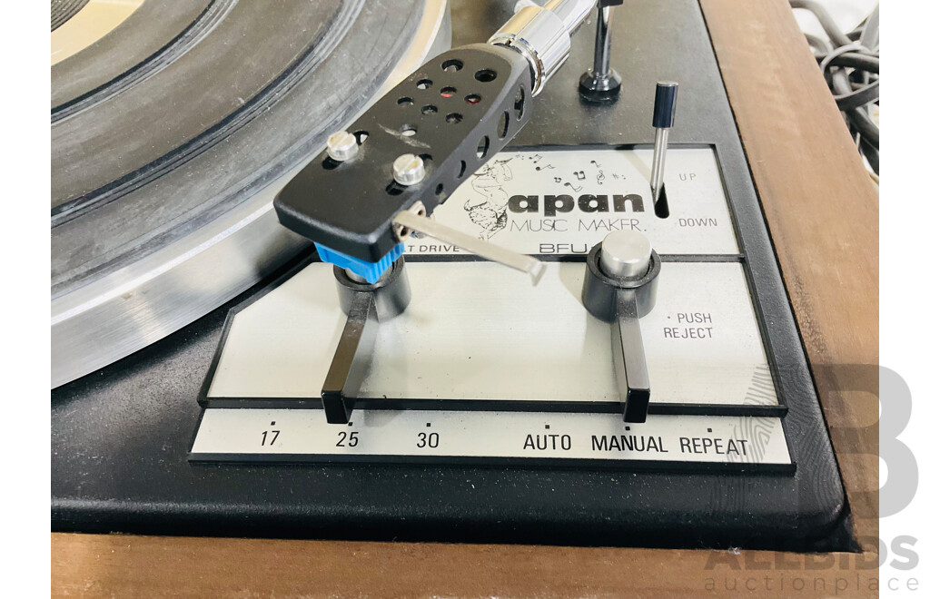 Vintage Apan Music Maker BFU 121 Record Player