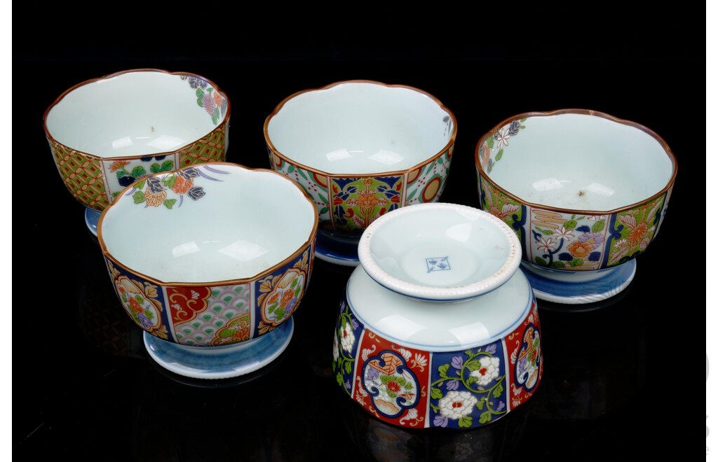 Five Japanese Imari Ware Bowls in Timber Box