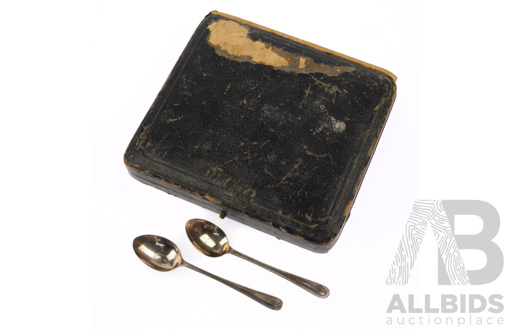Antique Set Sterling Silver Teaspoons in Original Case, Sheffield 1921