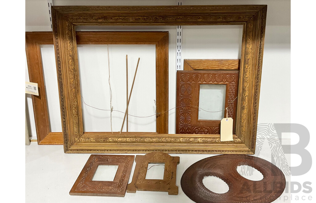 A Quantity of Timber Picture Frames