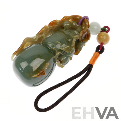 Chinese Carved Hard Stone Agate Pendent with Fruiting Double Gourd and Climbing Qilong Decoration