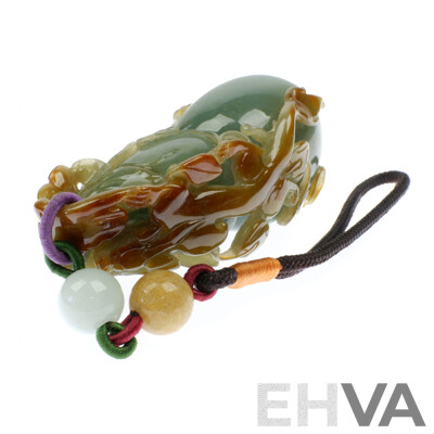 Chinese Carved Hard Stone Agate Pendent with Fruiting Double Gourd and Climbing Qilong Decoration