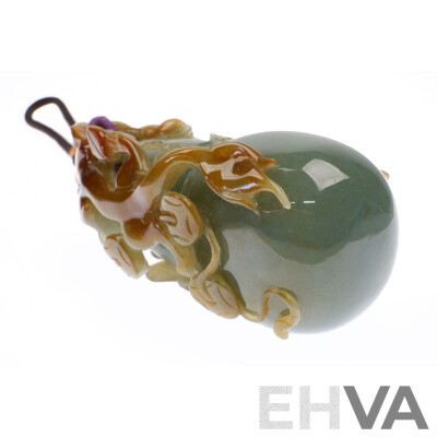 Chinese Carved Hard Stone Agate Pendent with Fruiting Double Gourd and Climbing Qilong Decoration