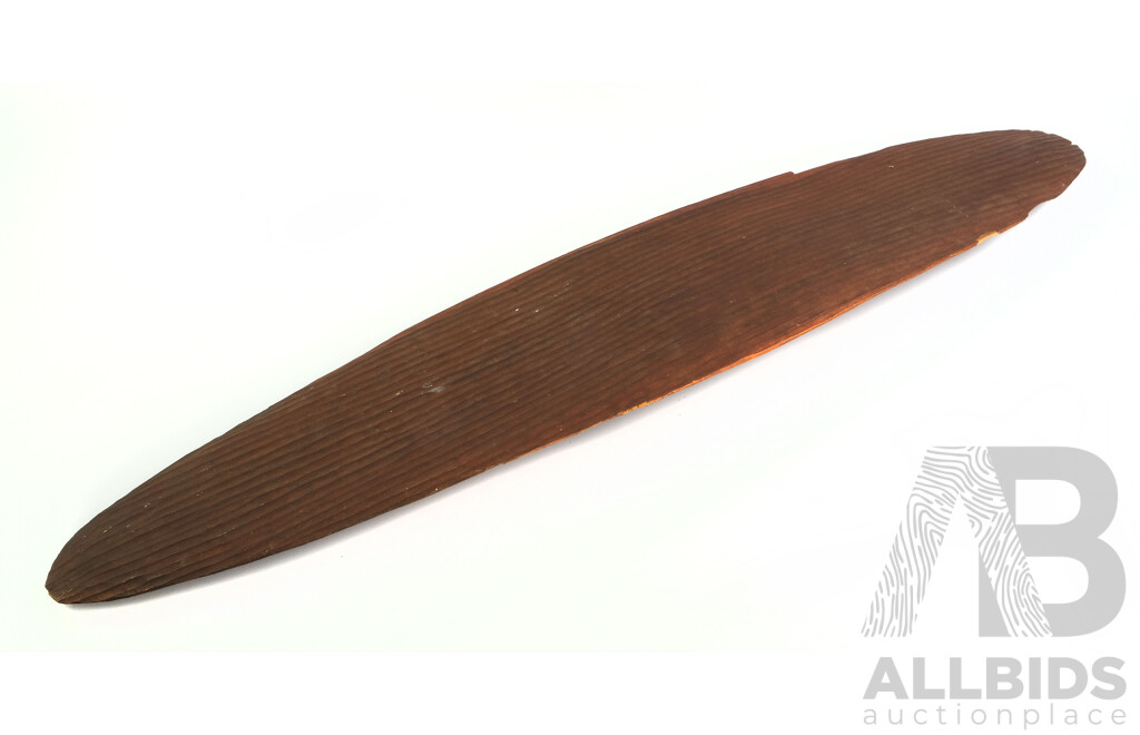 Vintage Aboriginal 'Wunda' Shield with Carved Parallel Grooves