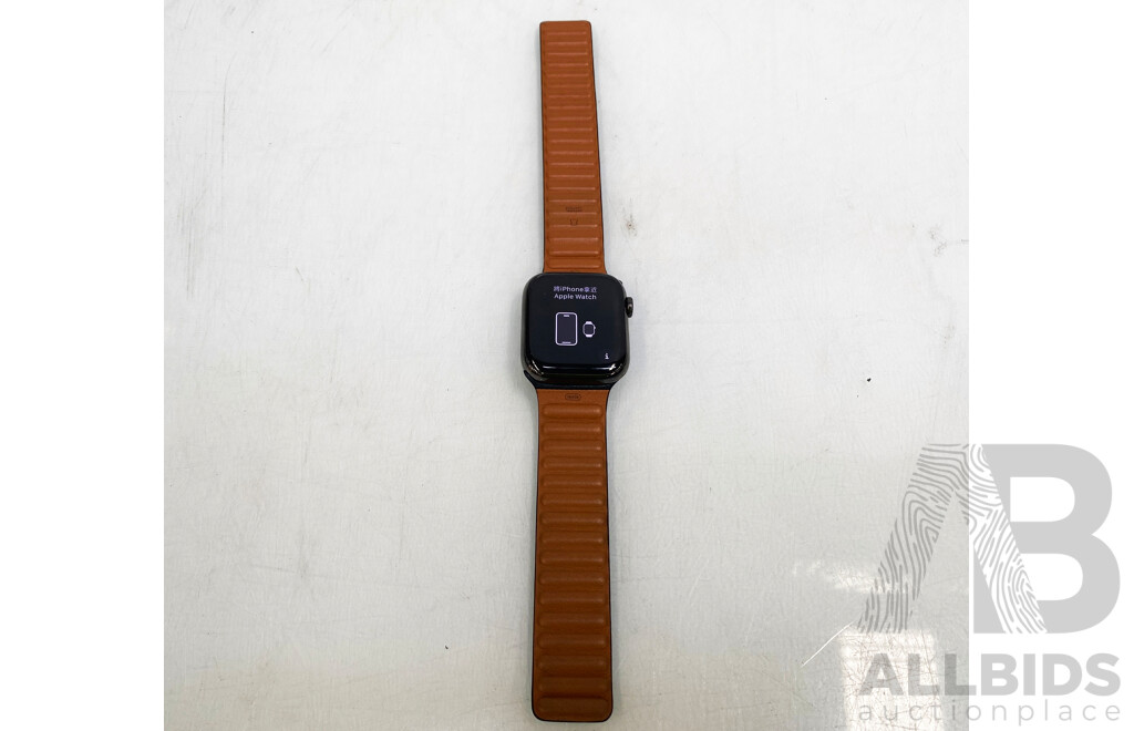 Apple Watch Series 7 (Black)