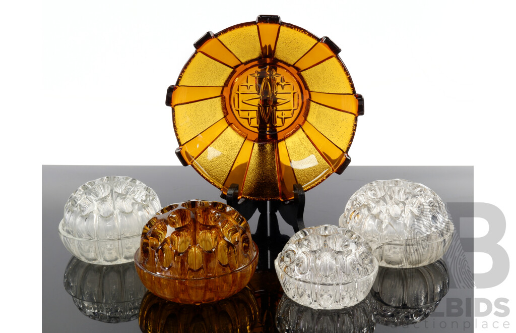Antique Art Deco Amber Glass Bowl Along with Four Glass Frogs