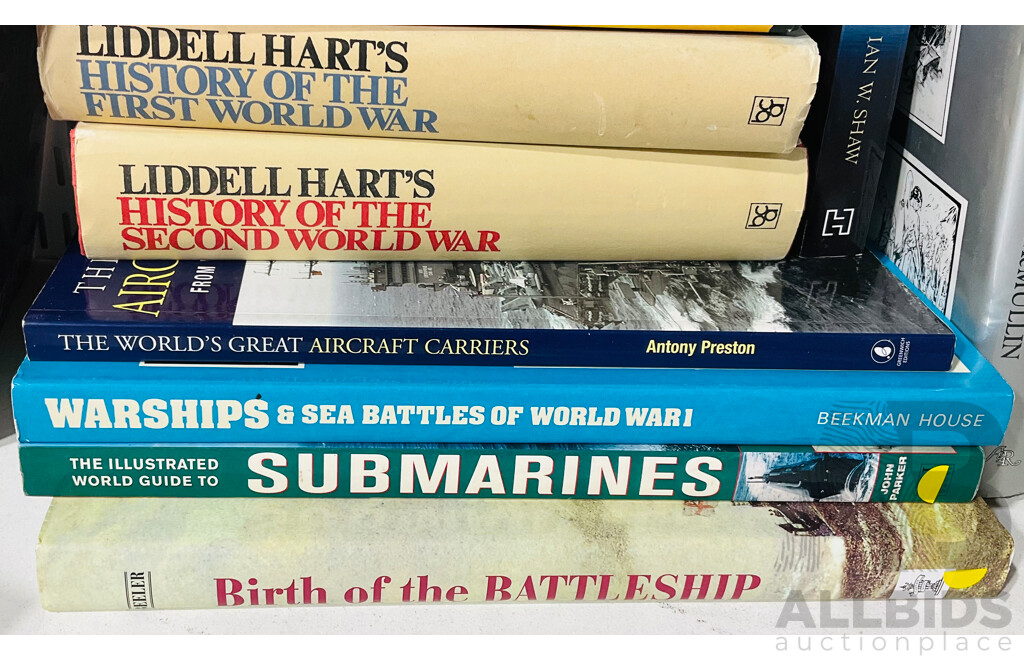 Collection 19 Books Relating to War and Warefare Including Submarines & Australian Submariners, Navy, WW1 & WW2 & More